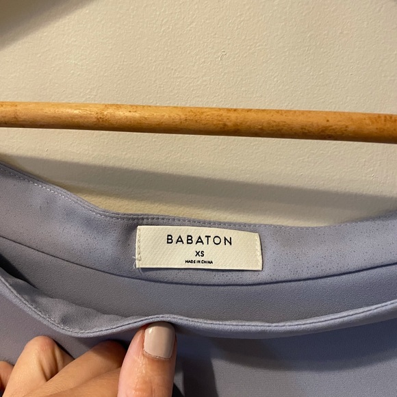 Aritzia Babaton lilac off the shoulder top - Picture 3 of 4